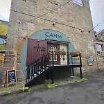 Canal Rodley Leeds, 5 Miles Lba Airport Leeds (West Yorkshire)