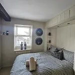 Canal Rodley Leeds, 5 Miles Lba Airport * Leeds (West Yorkshire)