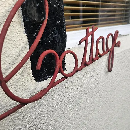 Canal Rodley Leeds, 5 Miles Lba Airport * Leeds (West Yorkshire)