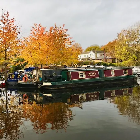Canal Rodley Leeds, 5 Miles Lba Airport 別荘 リーズ