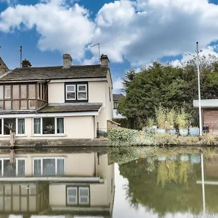 Vakantiehuis Canal Rodley Leeds, 5 Miles Lba Airport