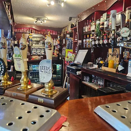 Canal Rodley Leeds, 5 Miles Lba Airport Vakantiehuis