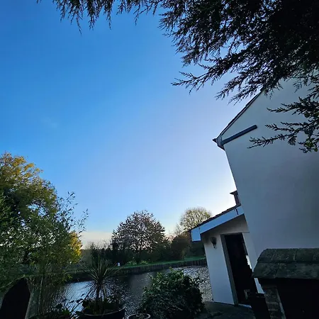 Canal Rodley Leeds, 5 Miles Lba Airport Vakantiehuis