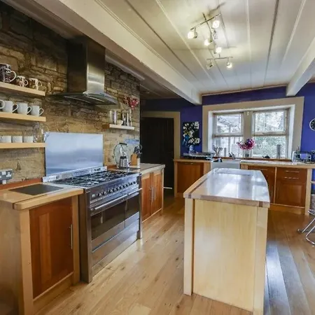 Vakantiehuis Canal Rodley Leeds, 5 Miles Lba Airport Leeds (West Yorkshire)