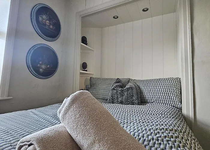 Canal Rodley Leeds, 5 Miles Lba Airport Ferienhaus