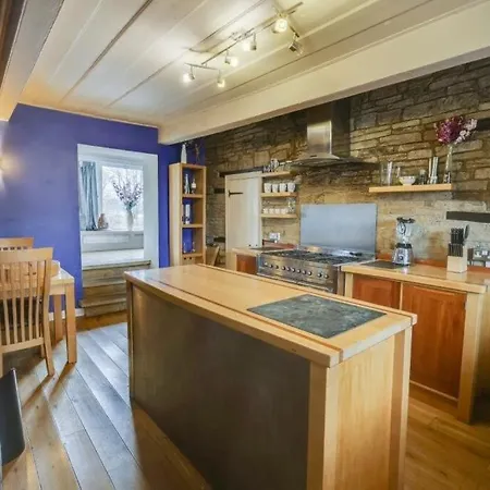 Canal Rodley Leeds, 5 Miles Lba Airport Tatil Evi Leeds (West Yorkshire)