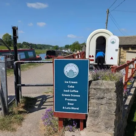 Canal Rodley Leeds, 5 Miles Lba Airport Tatil Evi Leeds (West Yorkshire)