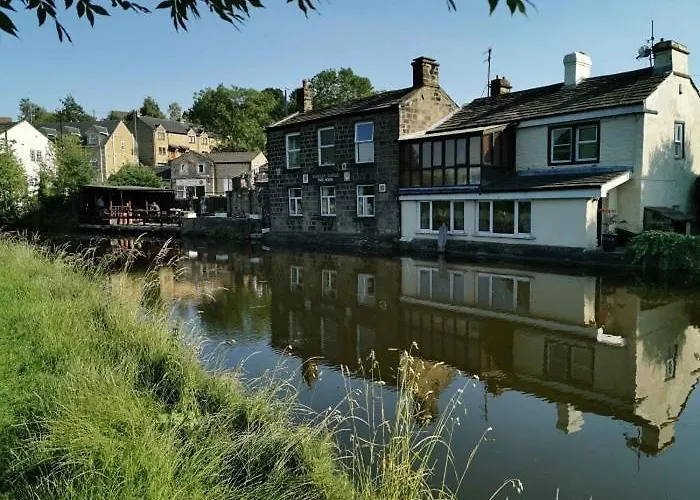 Canal Rodley Leeds, 5 Miles Lba Airport Tatil Evi Leeds (West Yorkshire)